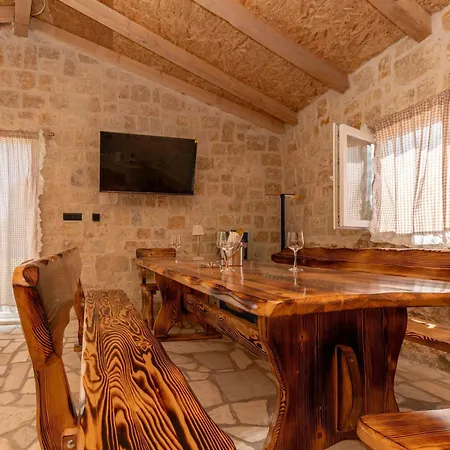 House Skarpini Dvori Peaceful Retreat Oklaj